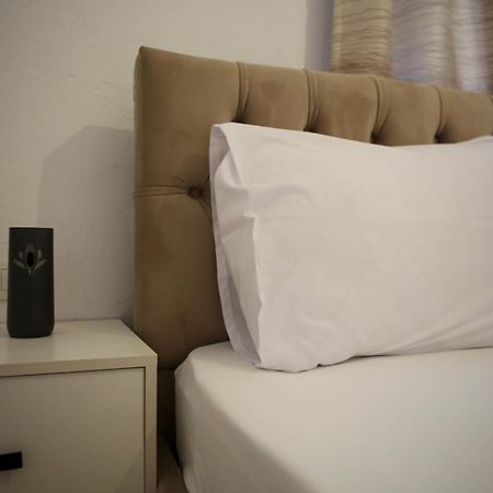 סרנדה Apartment Jani מראה חיצוני תמונה