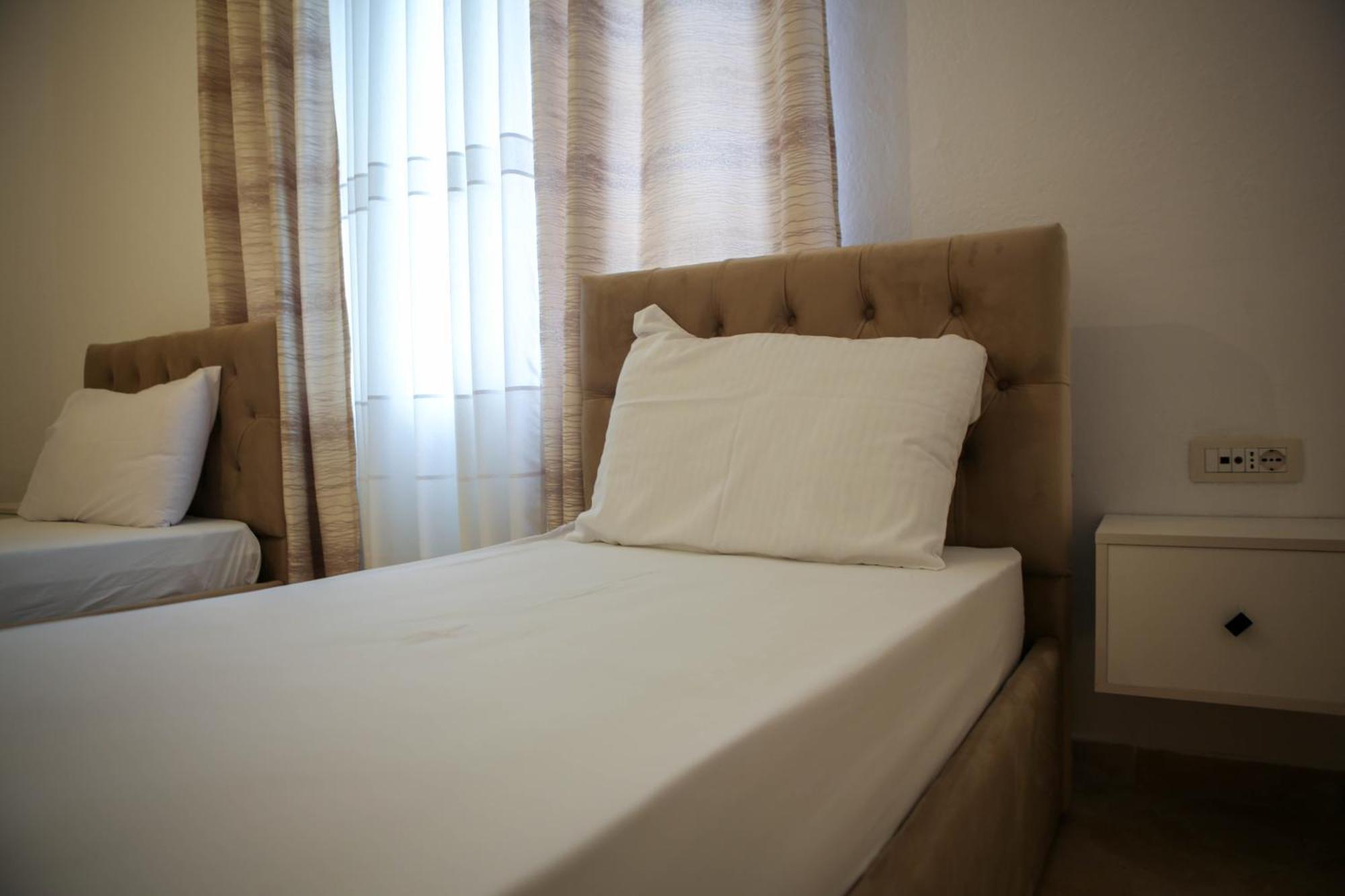 סרנדה Apartment Jani מראה חיצוני תמונה