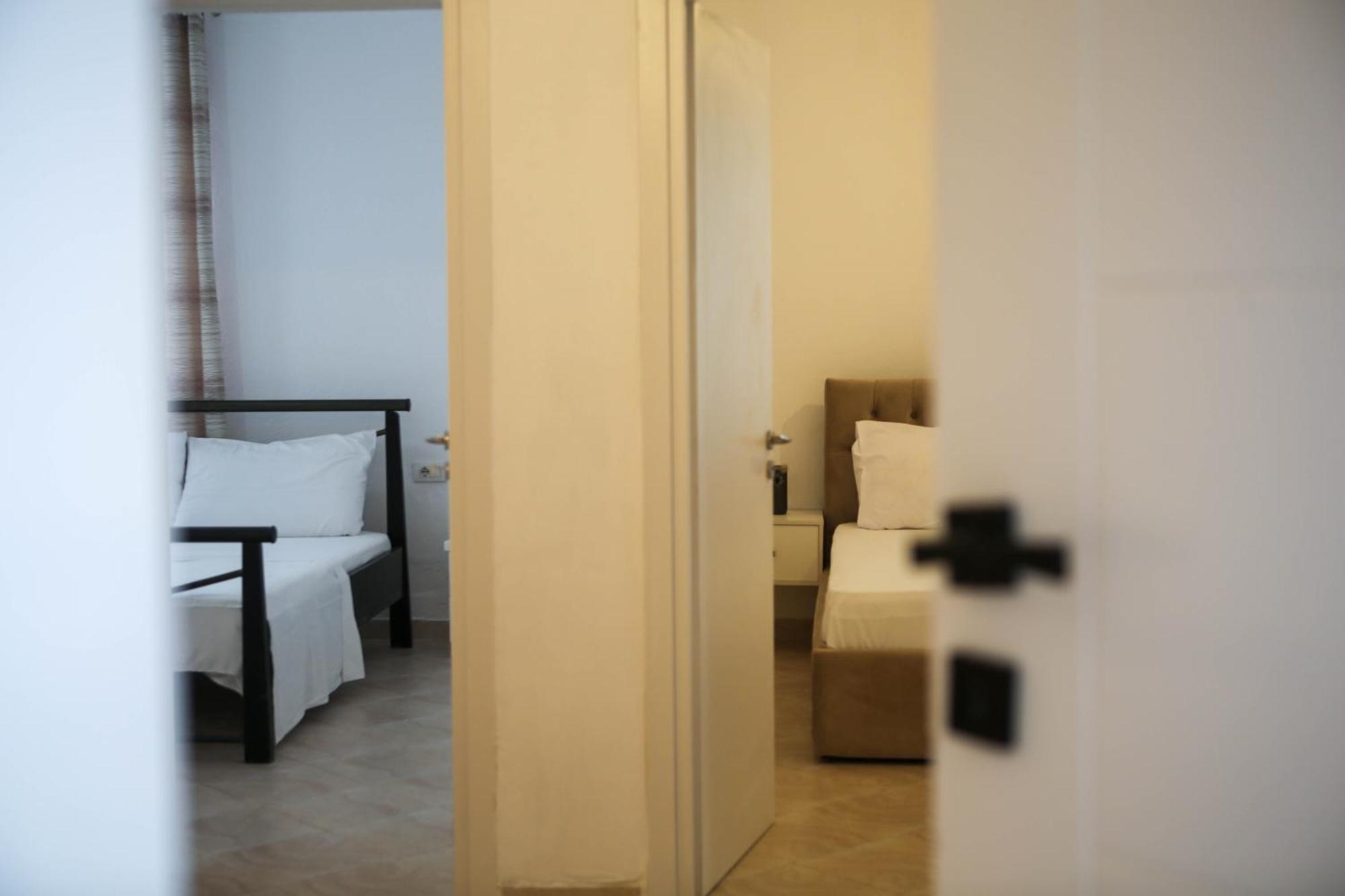 סרנדה Apartment Jani מראה חיצוני תמונה
