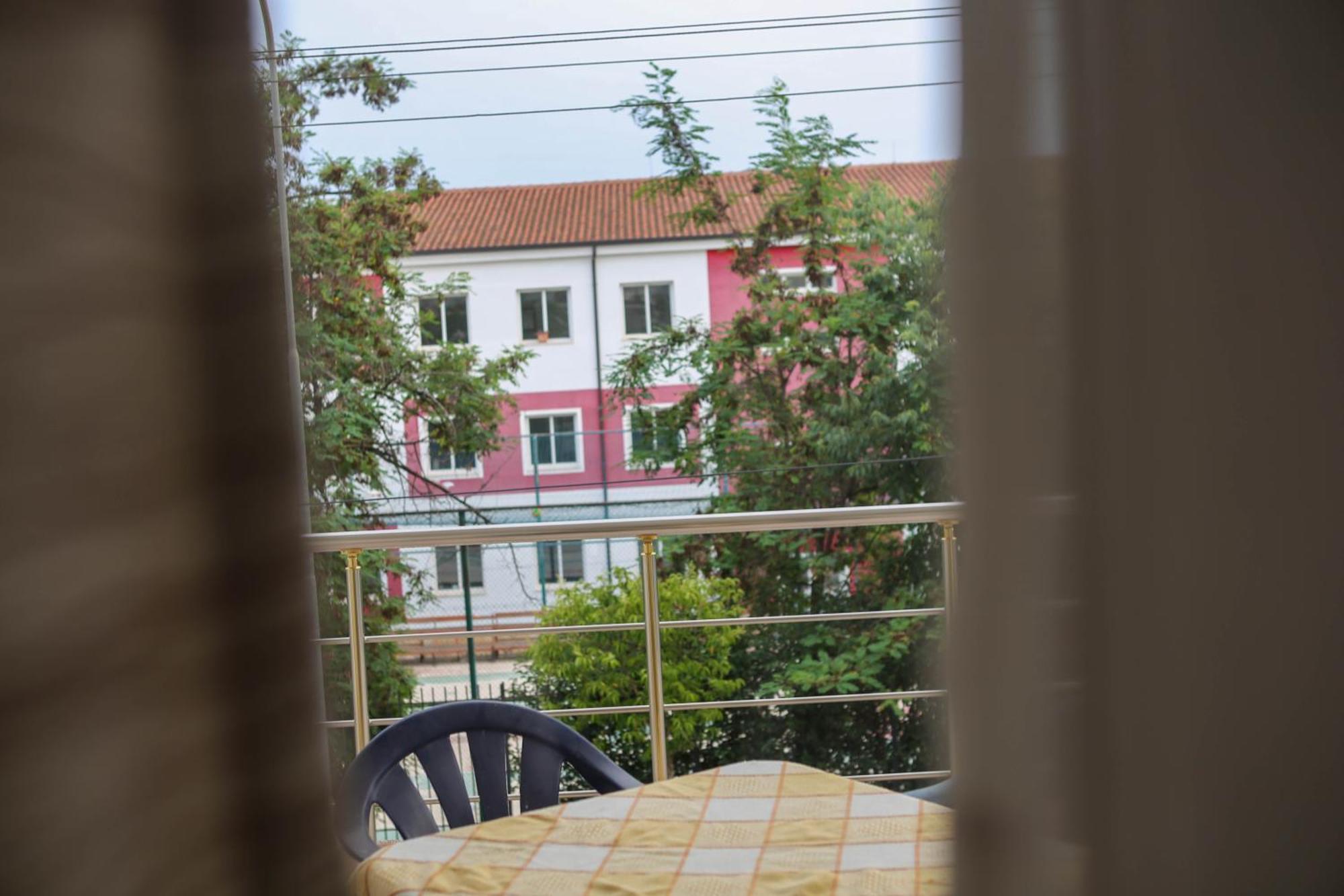 סרנדה Apartment Jani מראה חיצוני תמונה
